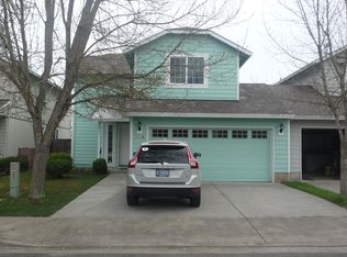118 S 25th Ave, Cornelius, OR 97113