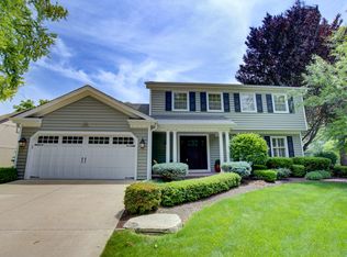 1056 Whirlaway Ave, Naperville, IL 60540