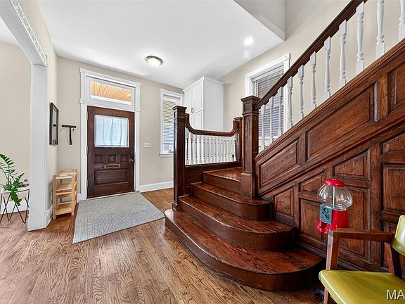 5th image of 2315 Russell Blvd