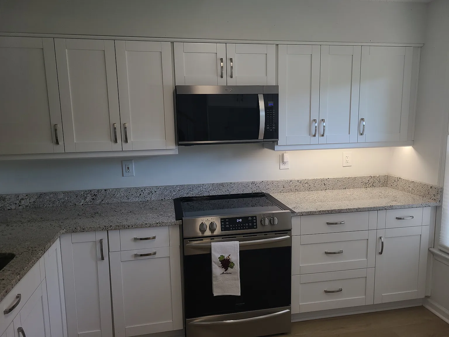 2 bed, 1008 sqft, $2,000 — Photo 4