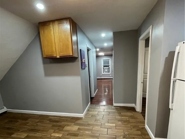 36 Highland St #3 — Photo 16