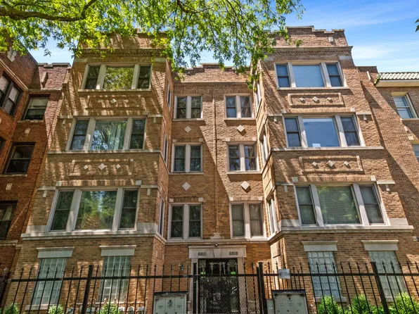 6808 S Paxton Ave #2N, Chicago, IL 60649