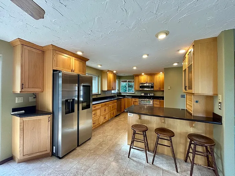 225 Mission View Dr — Photo 11