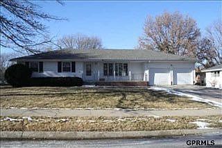 1st image of 3622 S 114th St