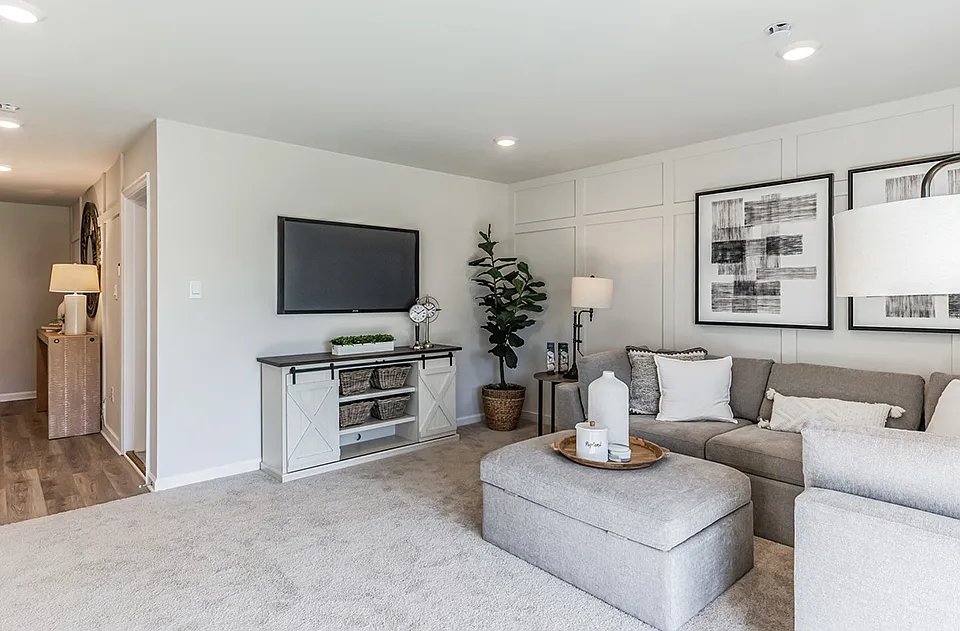 288 Macoun Way