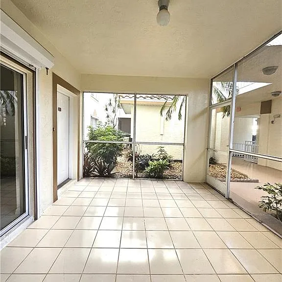 6025 Chardonnay Ln #102 — Photo 5