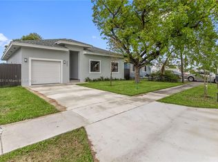 4005 SW 24th St, West Park, FL 33023