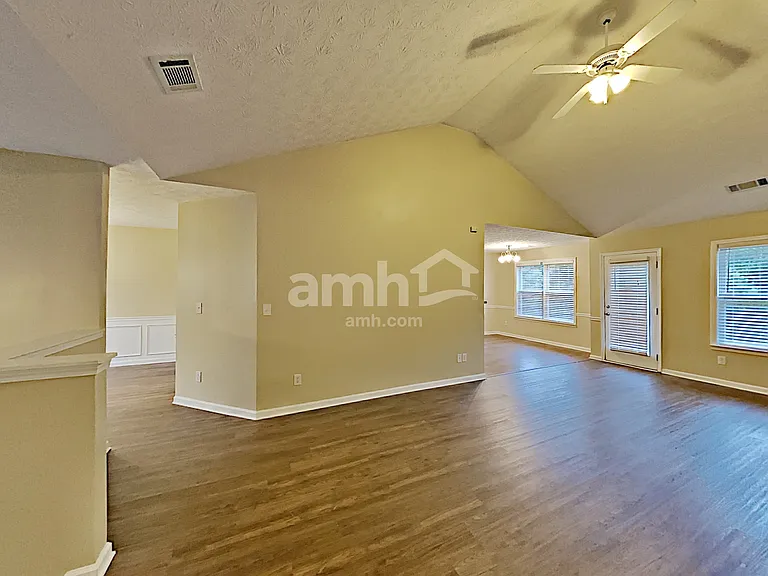 247 Oceanliner Dr — Photo 6