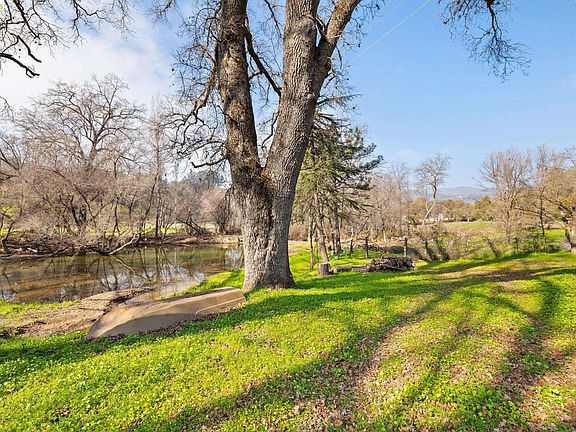 2nd image of 13904 Tuolumne Rd