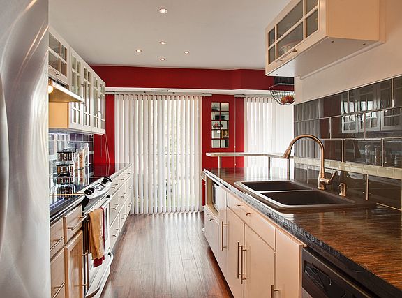 5th image of 1103 S Hunt Club Dr APT 322