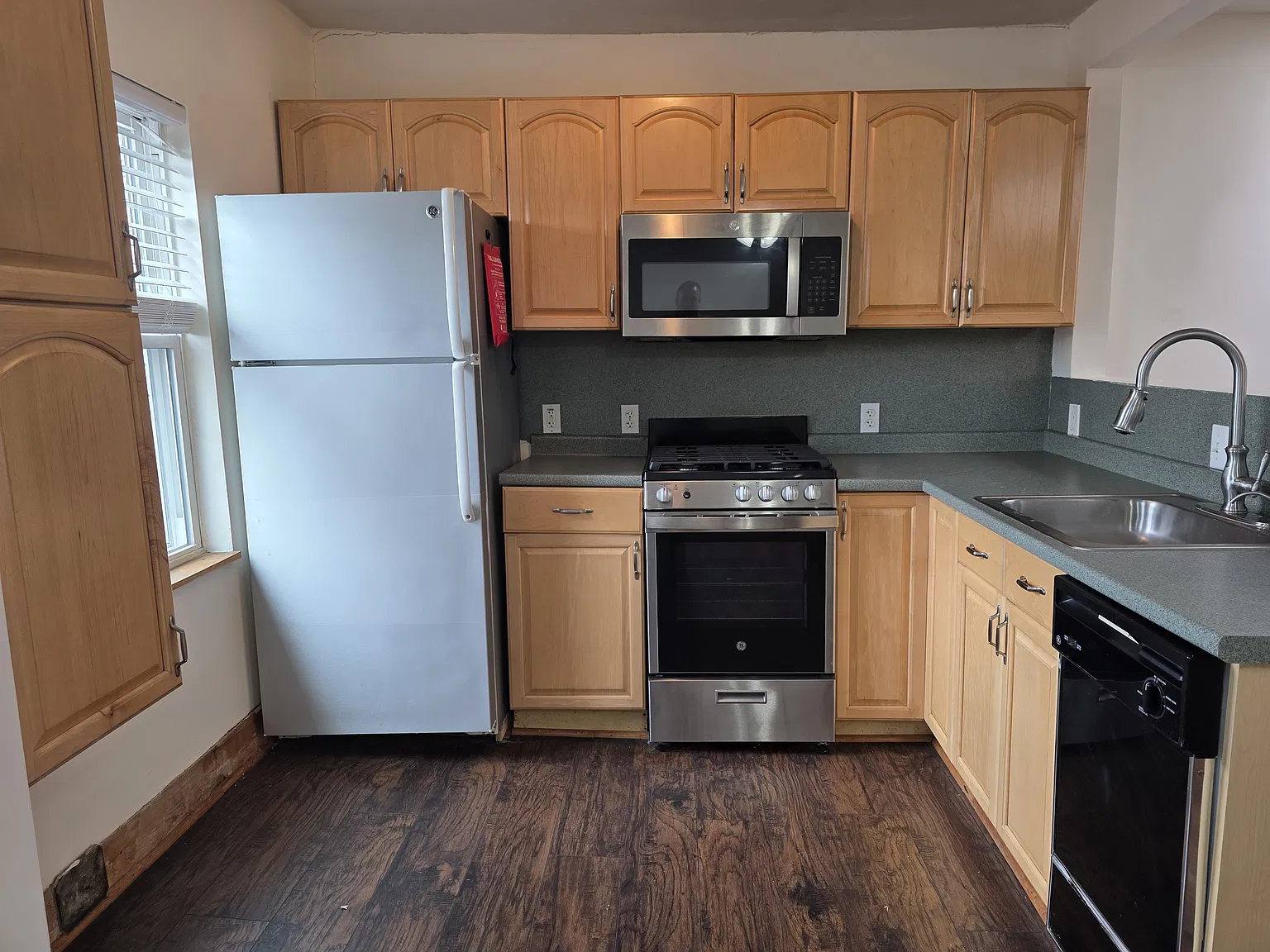 1 bed, 600 sqft, $2,395 — Photo 4