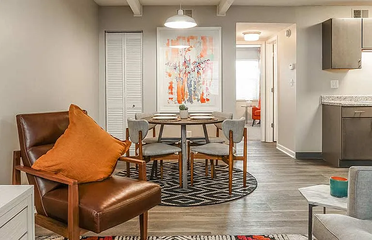 The Reserve at 77 Apartment Homes — Photo 3