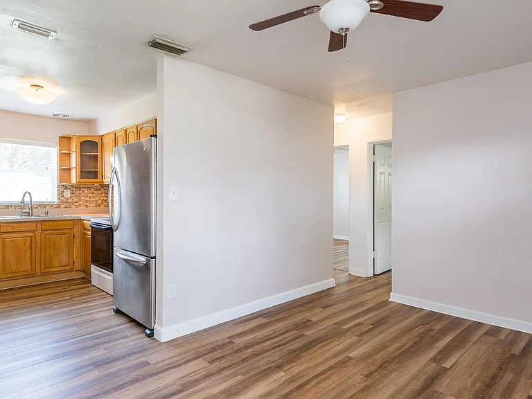 4227 W Bay View Ave — Photo 18