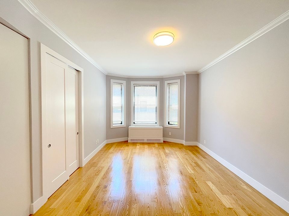 1st image of 252 W 76th St APT 4F