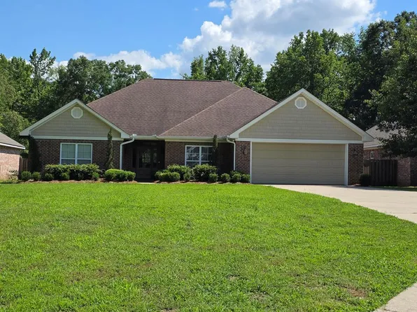 2 Amyden Ct, Laurel, MS 39443