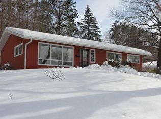 1625 Twin Bluff Rd, Red Wing, MN 55066