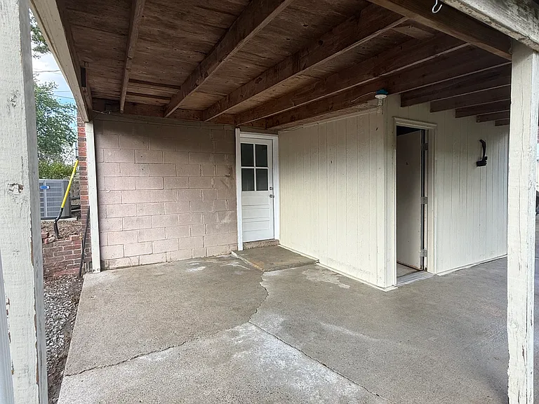 214 Rosehill Dr #B — Photo 25