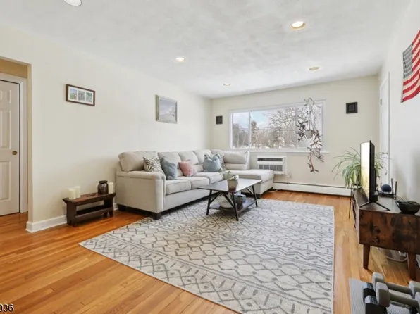 35 Espy Rd #5B, Caldwell Boro Twp., NJ 07006