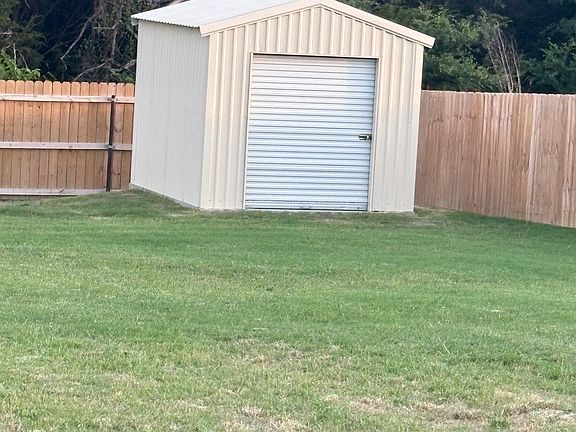 5th image of 174 Concord Rd