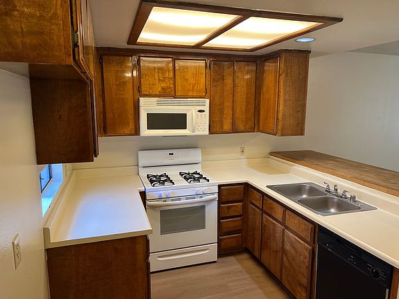 5th image of 219 E Puente St Unit C