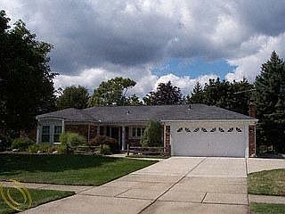 2nd image of 5283 Winchester Dr