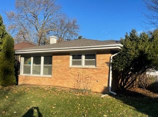 2036 Lake Ave, Wilmette, IL 60091