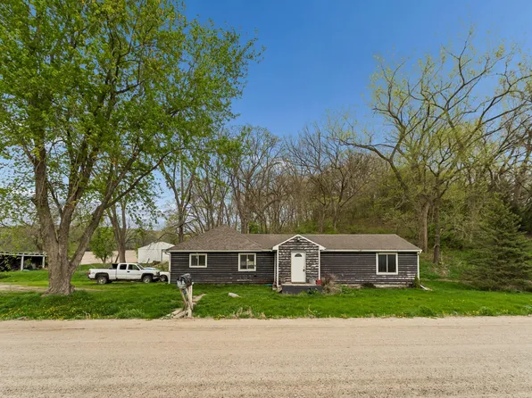 1874 Hillside Ave, Mondamin, IA 51557