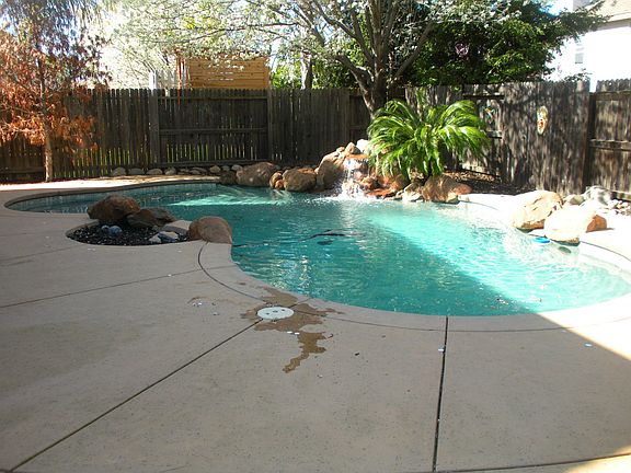4th image of 2251 Misty Hollow Ct
