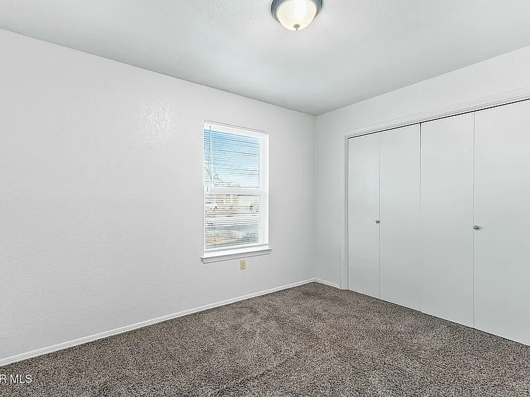 11404 Bunky Henry Ln — Photo 13