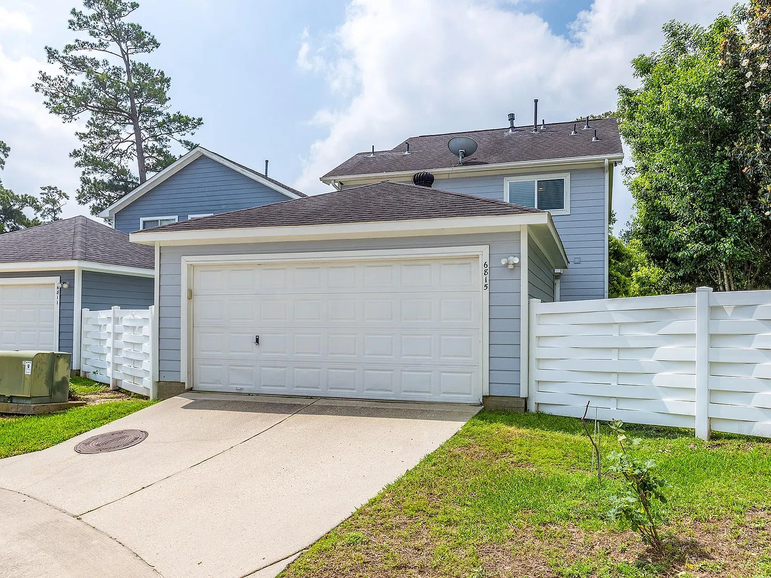 3 bed, 2.5 bath, 1418 sqft, $1,990 — Photo 3