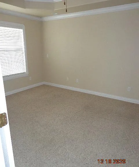 350 Garden Lake Dr #1 — Photo 4