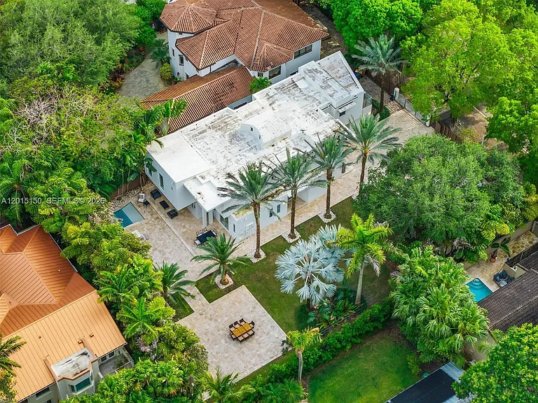 3917 S Le Jeune Rd — Photo 115