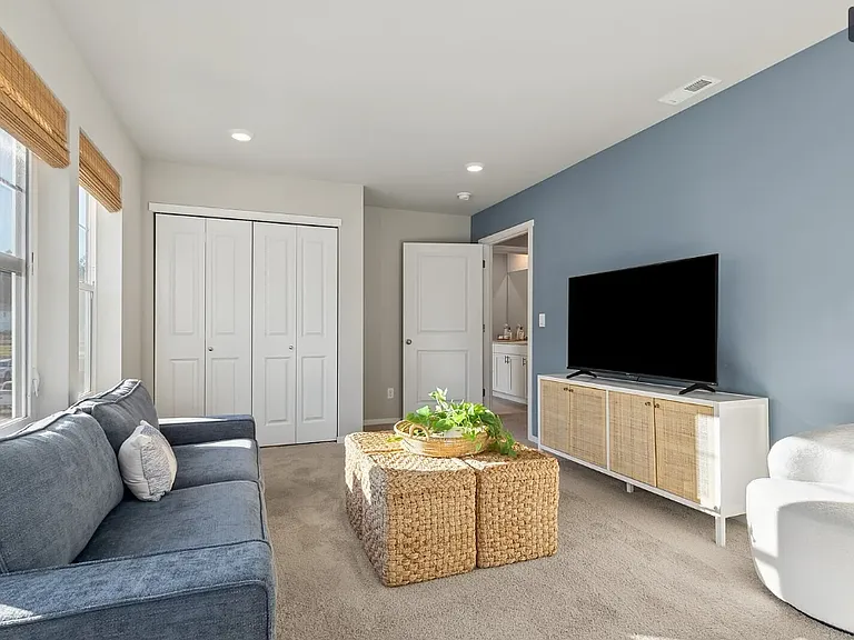 2217 Trailside Dr NE — Photo 11