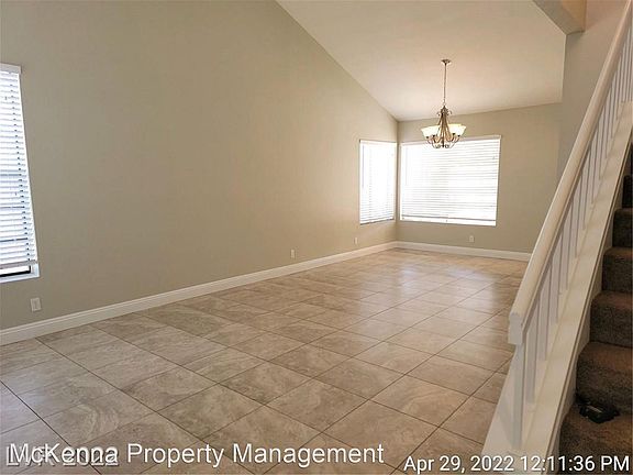 3rd image of 2341 Barneby Ave