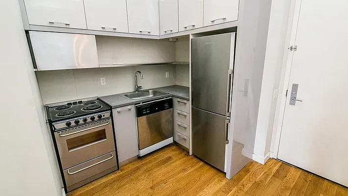 Rented by Nooklyn NYC LLC | media 88