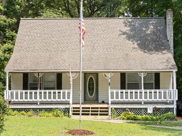 6353 Bolling Brook Ln, Gloucester, VA 23061