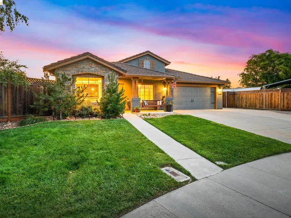 1186 El Rio Ct, Livermore, CA 94551