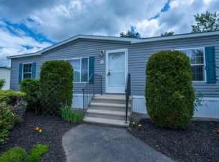 70 Seneca St, Rochester, NH 03867