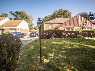 9651 S Luella Ave #1, Chicago, IL, 60617