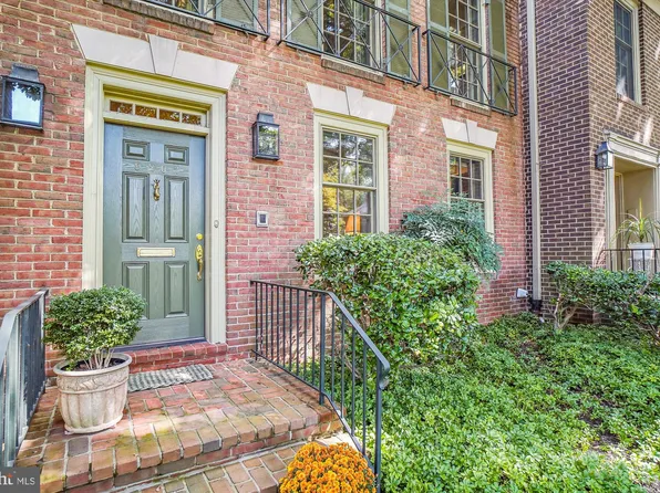 5207 Westbard Ave #30, Bethesda, MD 20816