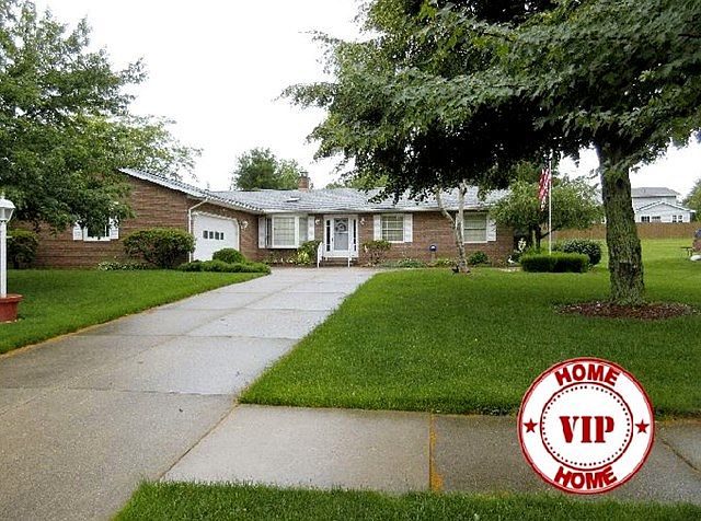 1st image of 863 Woodview Dr