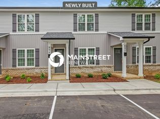 494 Rogers Lake Rd E, Kannapolis, NC 28083