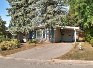 62 Greendale Cres, Kitchener, ON N2A 2R6