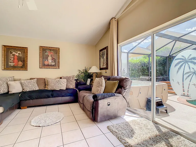 15906 Bay Vista Dr — Photo 33