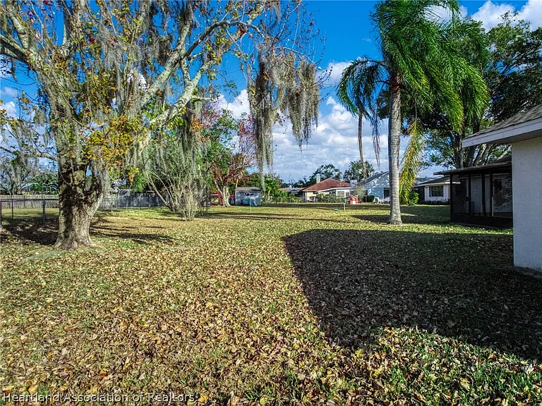 3407 Divot Rd — Photo 34