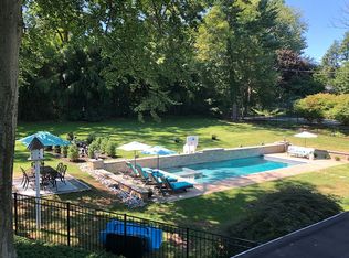 1116 Beech Rd, Bryn Mawr, PA 19010