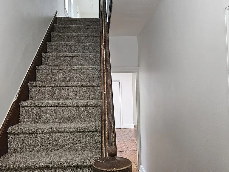 6027 Main St #1 — Photo 6