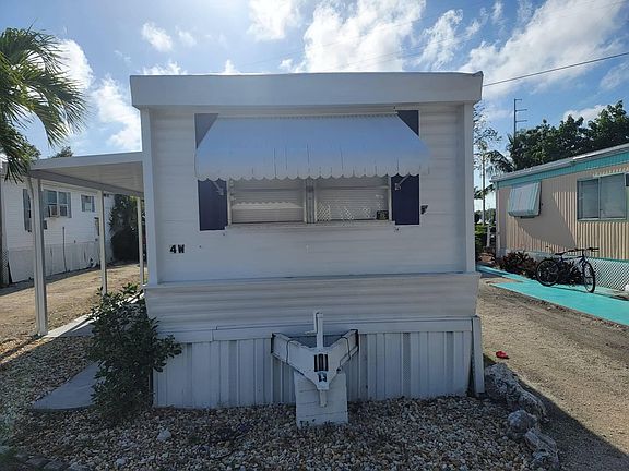 3rd image of 6099 Overseas Hwy Lot 4W