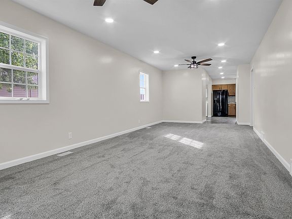 3rd image of 109 Murnen Ave