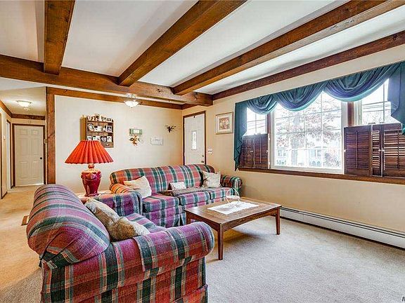 5th image of 1599 Hiram Ave